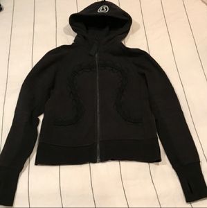 Lululemon Special Edition Scuba with lace detail